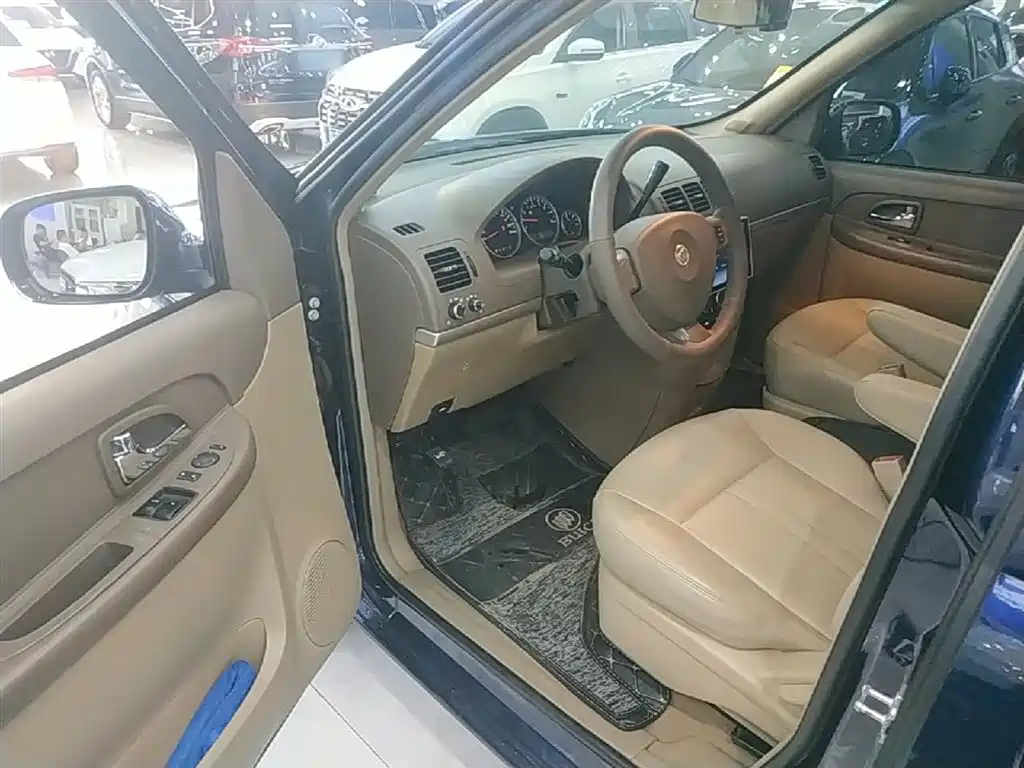 Buick GL8 2014 2.4L Classic Edition фото 16