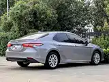 Фото 9 - Toyota Camry