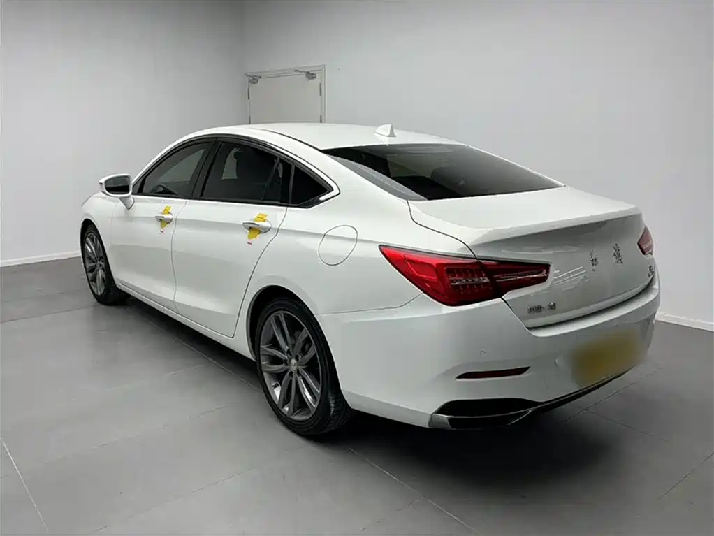 Hongqi H5 2018 30TD Smart Connect Agile Edition фото 21