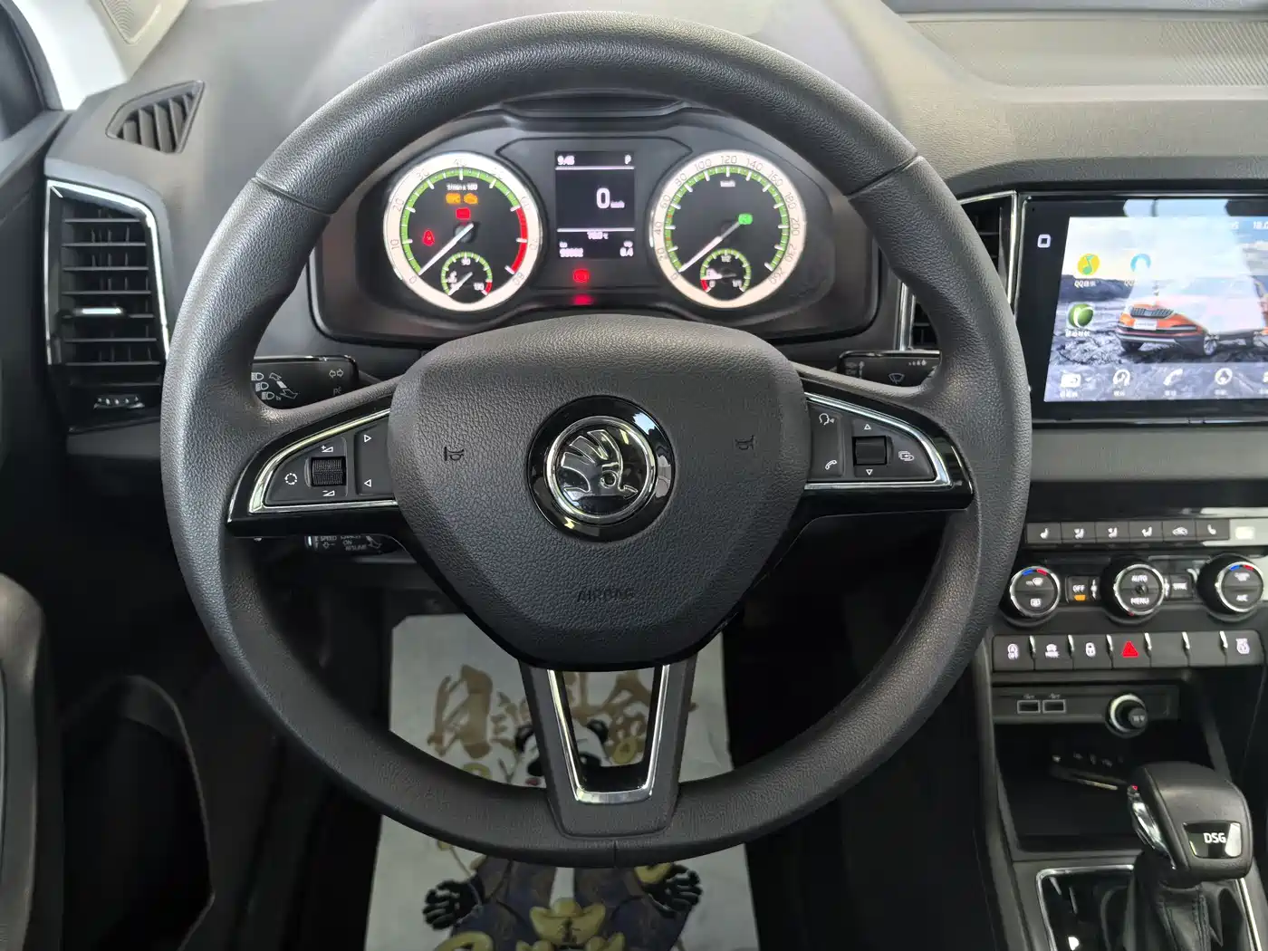 Škoda Karoq 2018 TSI280 Luxury Version China VI фото 6