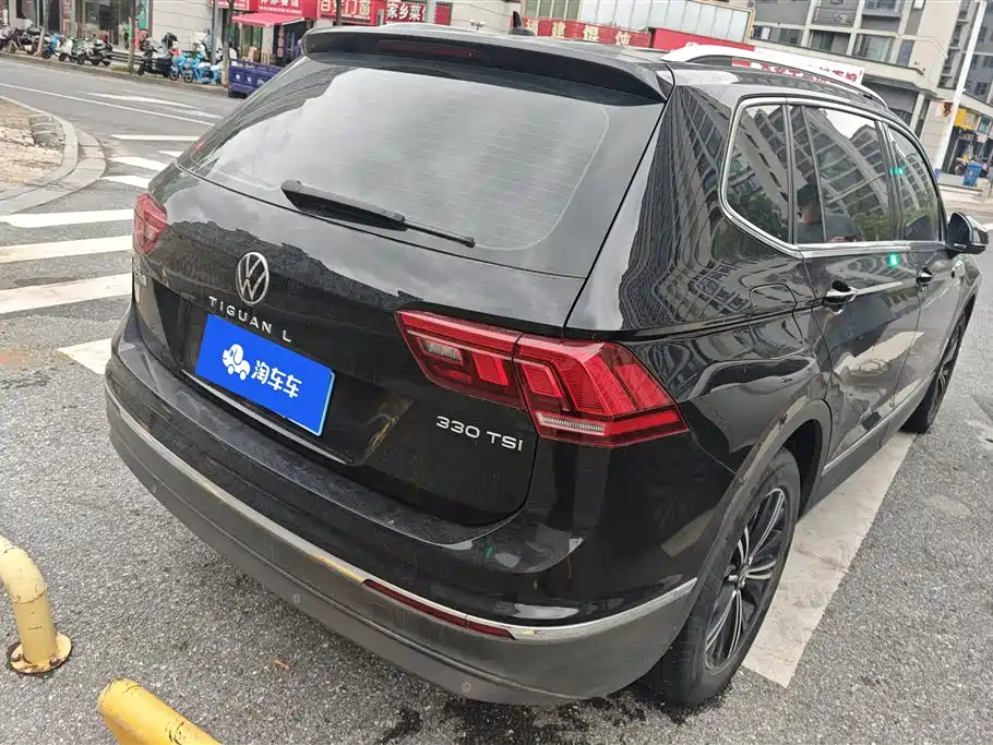 Volkswagen Tiguan L 2021 330TSI Automatic 2WD Smart фото 3