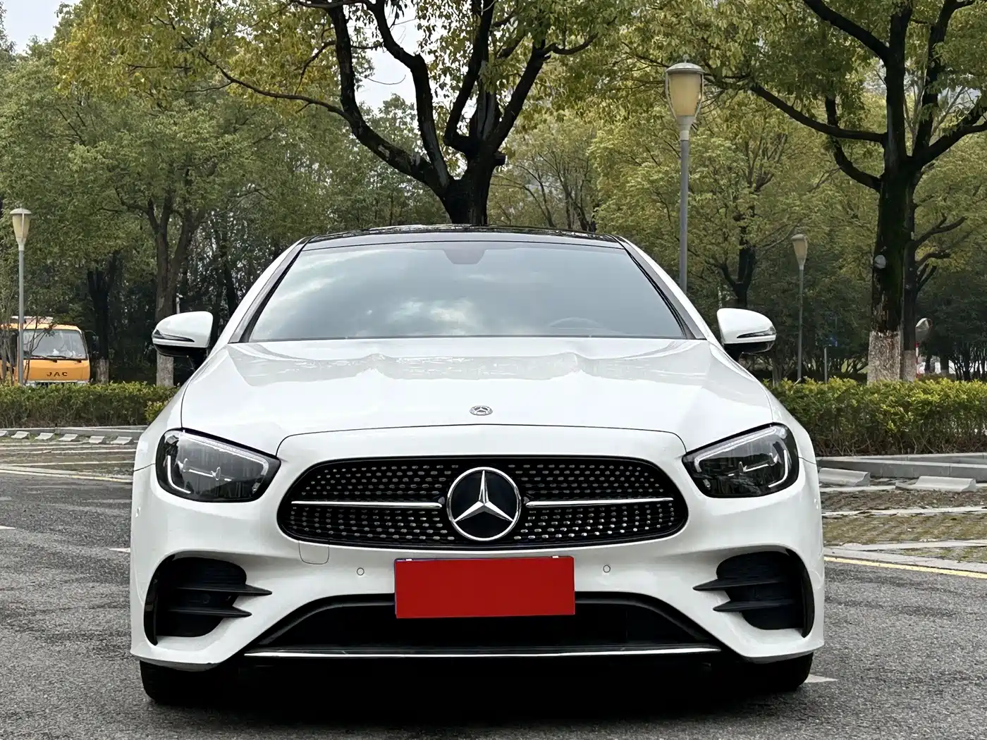 MERCEDES-BENZ E-CLASS (IMPORTED)