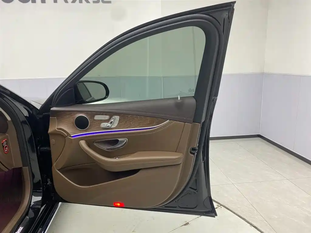 Mercedes-Benz E-Class 2023 Facelift E 300 L Fashion фото 24