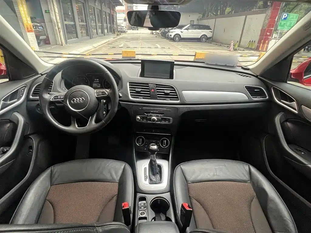 Audi Q3 2017 30 TFSI Sport фото 13