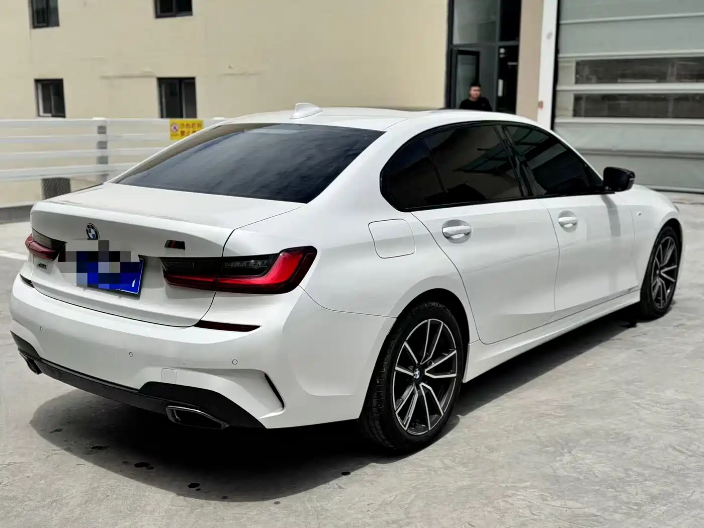 BMW 3 Series 2022 320Li M Sport Package фото 7