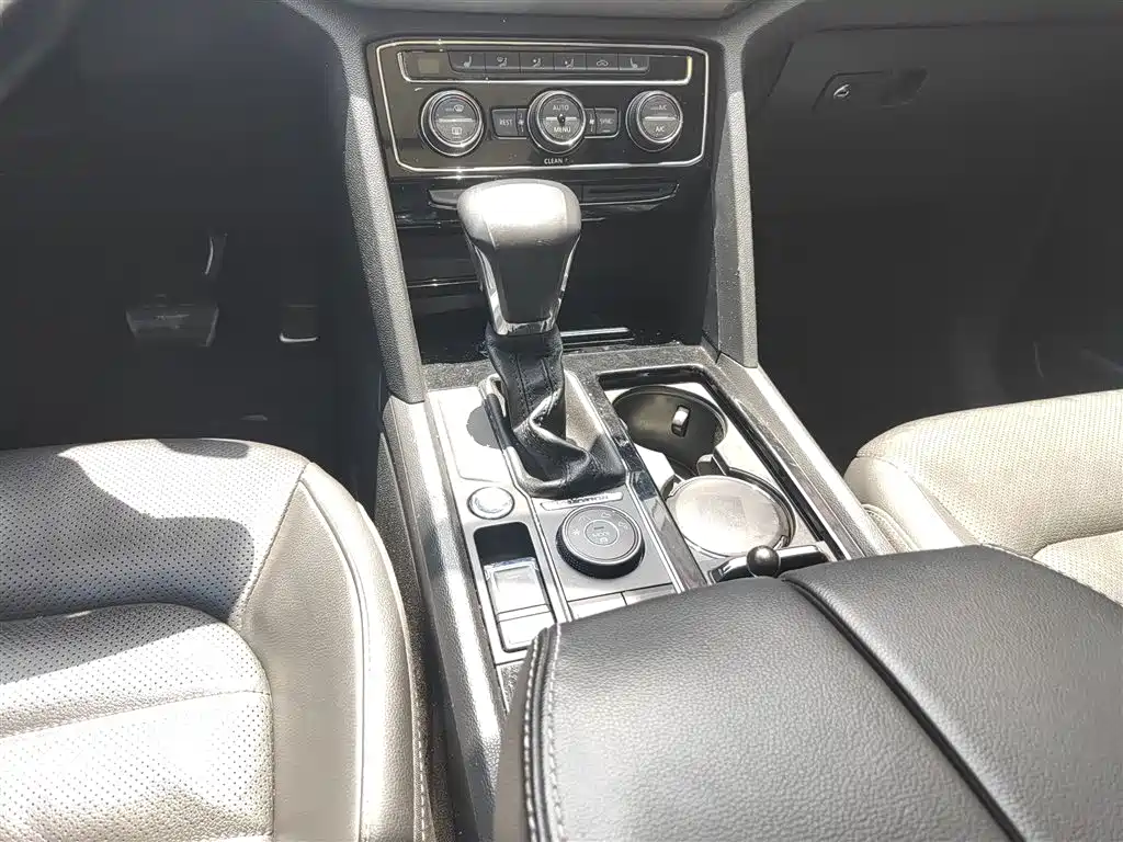 Volkswagen Teramont 2017 380TSI 4WD Luxury Edition фото 7
