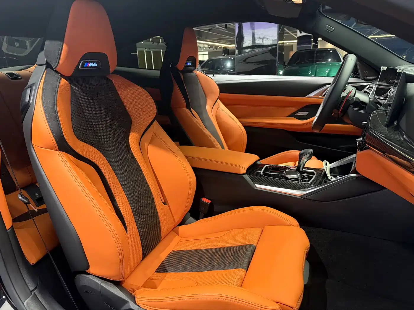 BMW M4 2024 BMW M4 Coupe M xDrive Competition фото 10