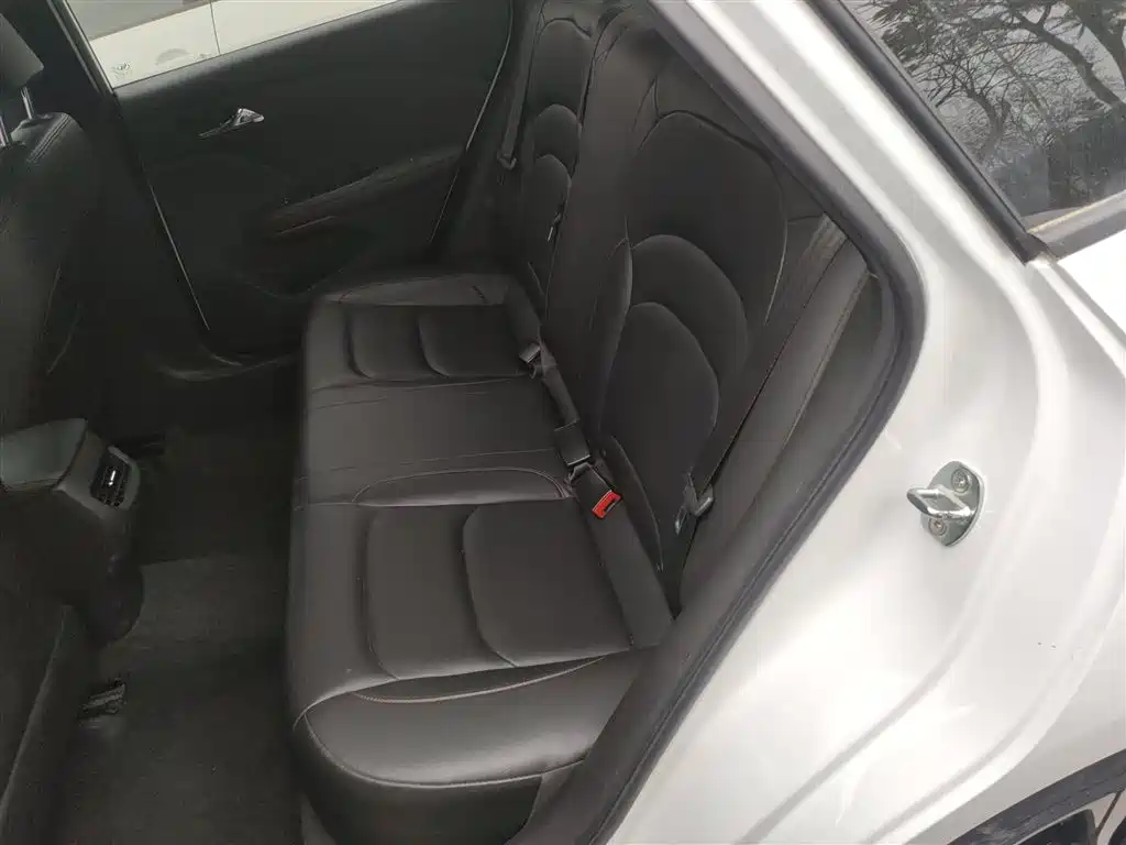Chevrolet Monza 2022 Mild Hybrid RS 330T Automatic Comfort Edition фото 17