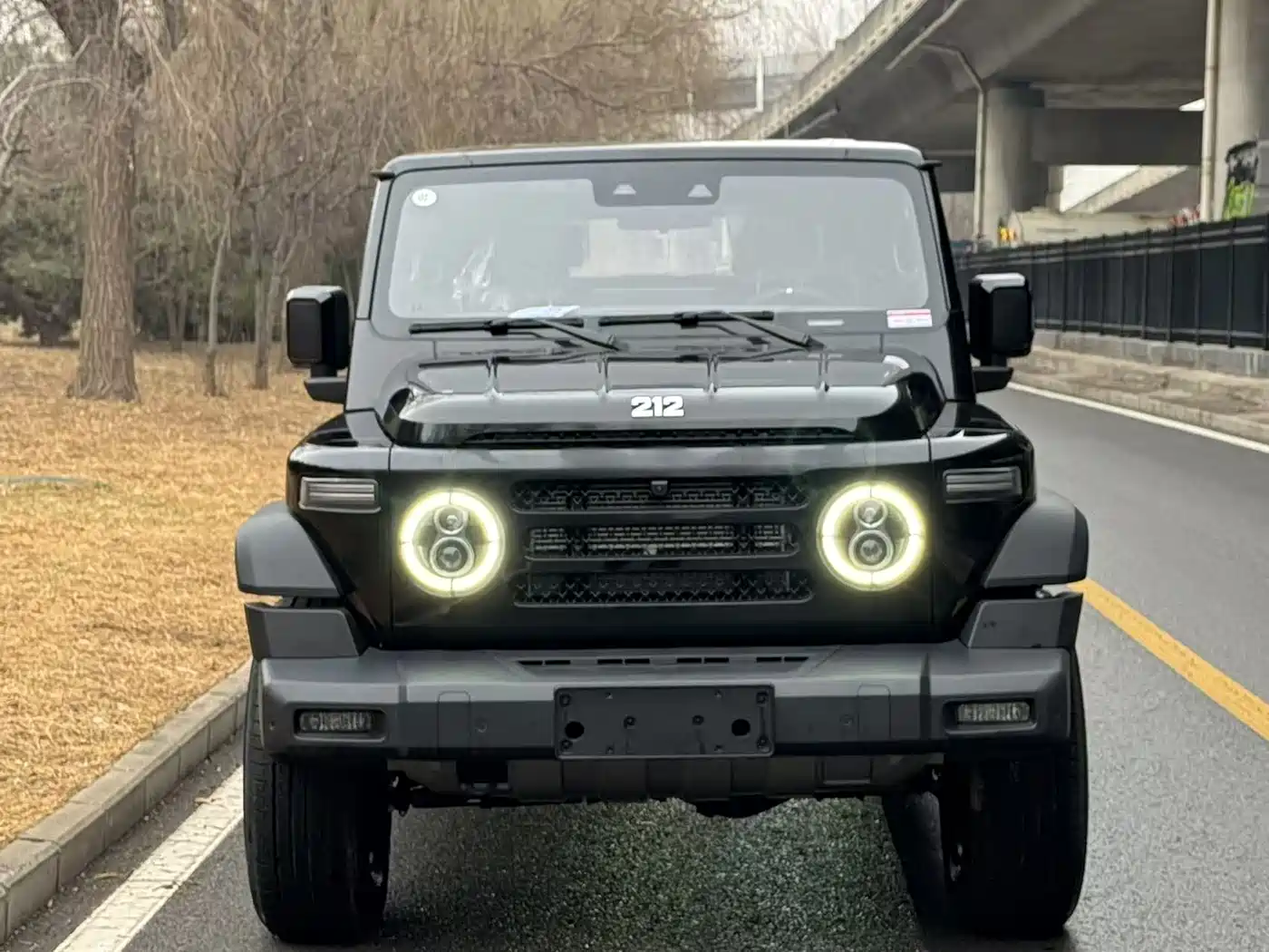 212 T01 2026 2024 2.0T Explorer