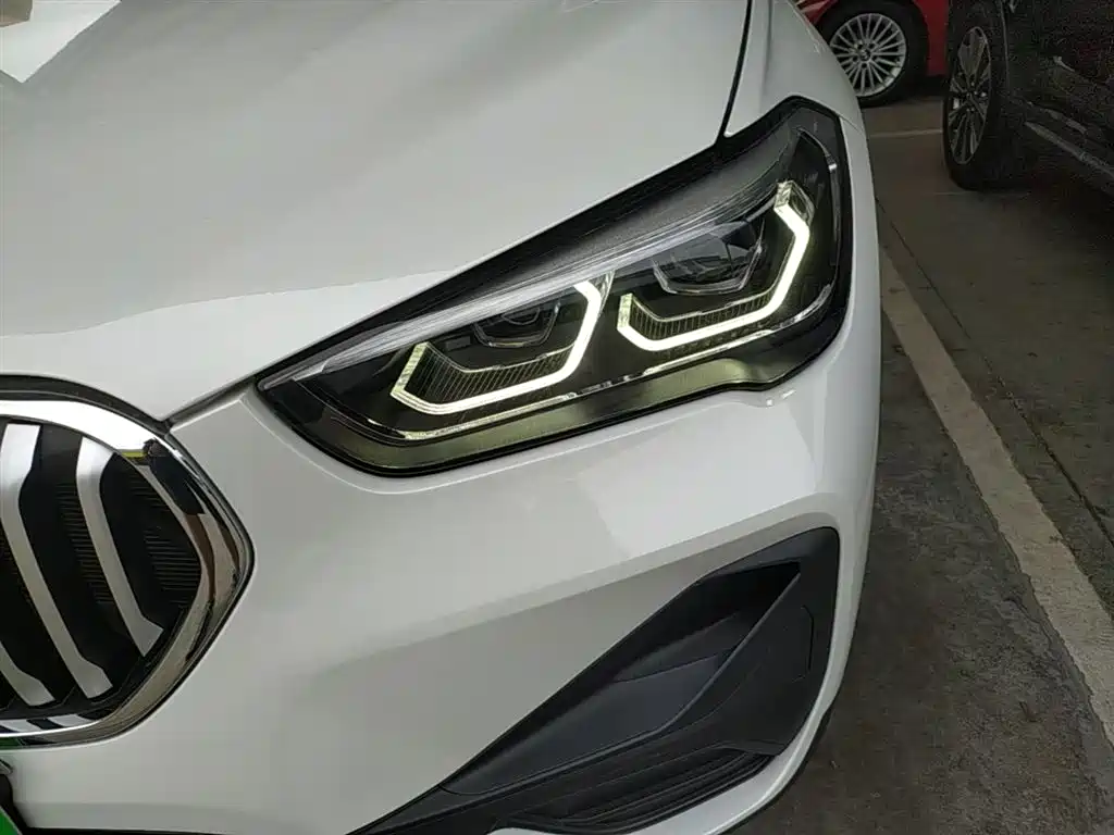 BMW X1 2021 Facelift sDrive20Li Fashion фото 24