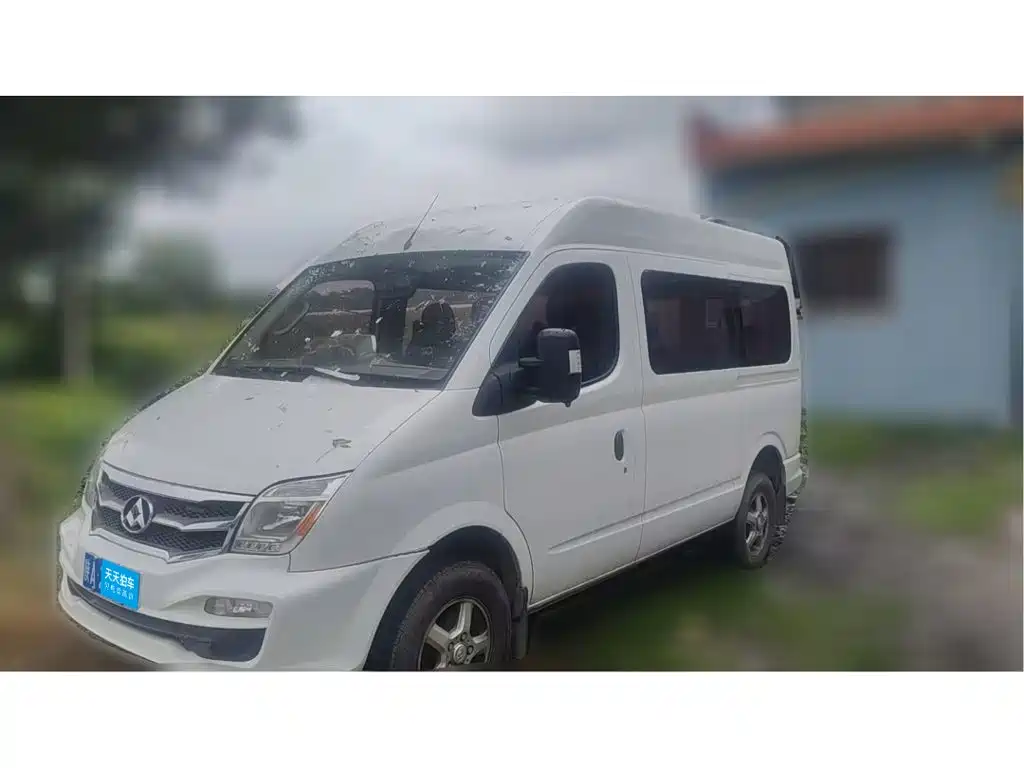 Maxus Xintu V80 2016 2015 2.5T AMT Proud Transporter Edition Short Wheelbase Medium Roof