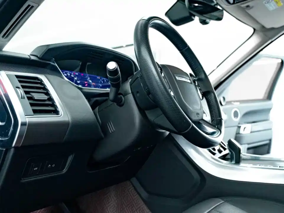Land Rover Range Rover Sport 2021 3.0 L6 SE фото 9