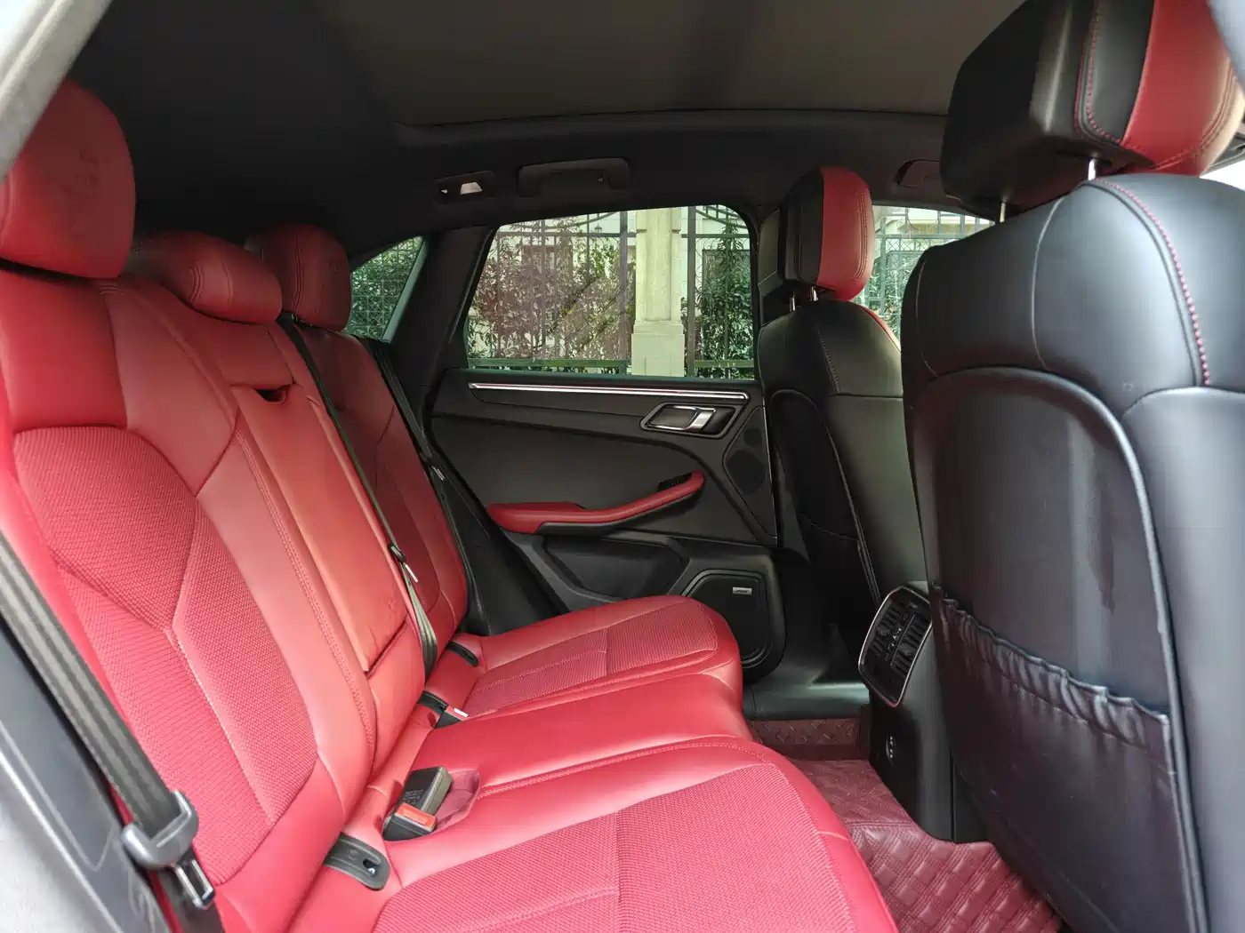 Porsche Macan 2023 Macan 2.0T фото 13