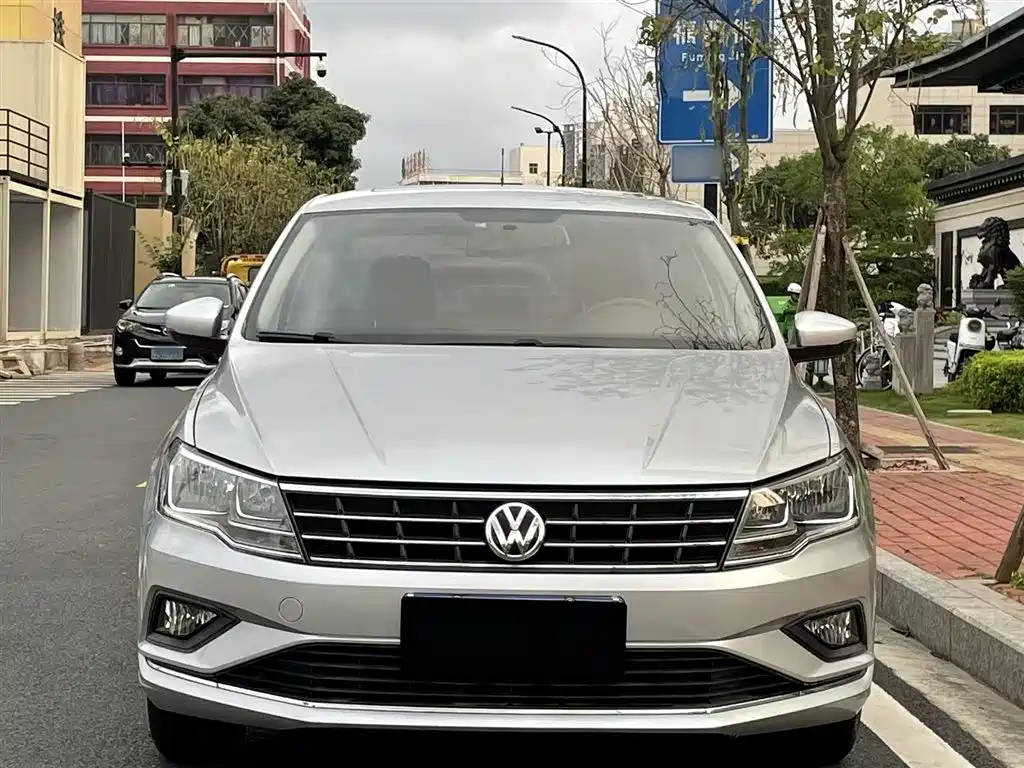 Volkswagen Jetta 2017 1.5L Automatic Comfort фото 22