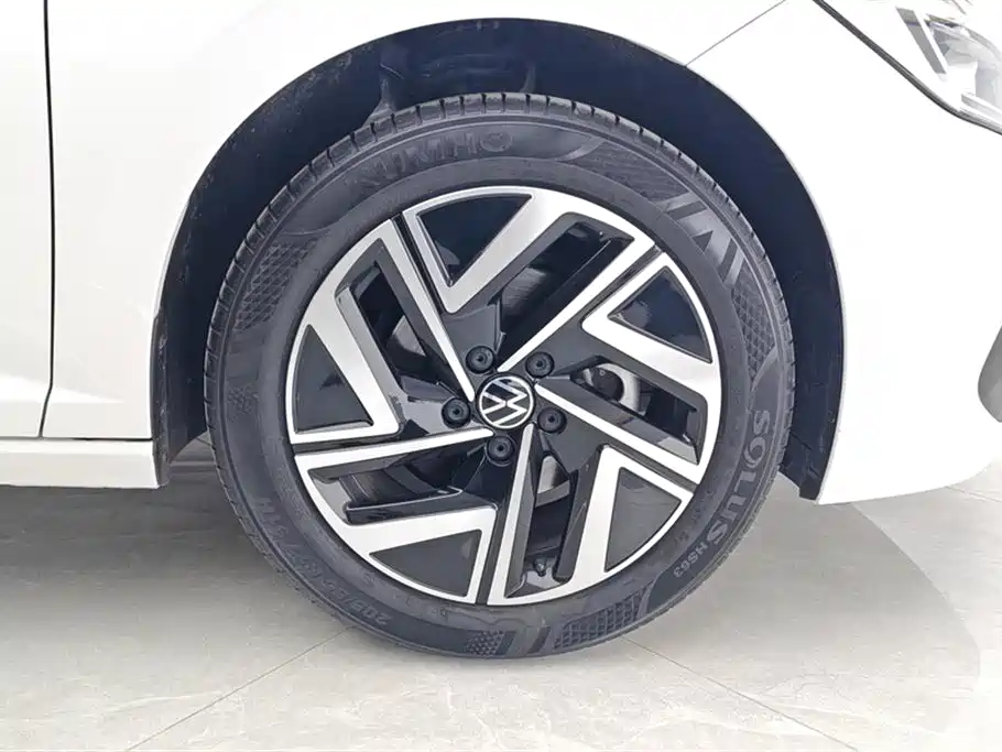 Volkswagen Sagitar 2024 300TSI DSG Surpass Edition фото 6