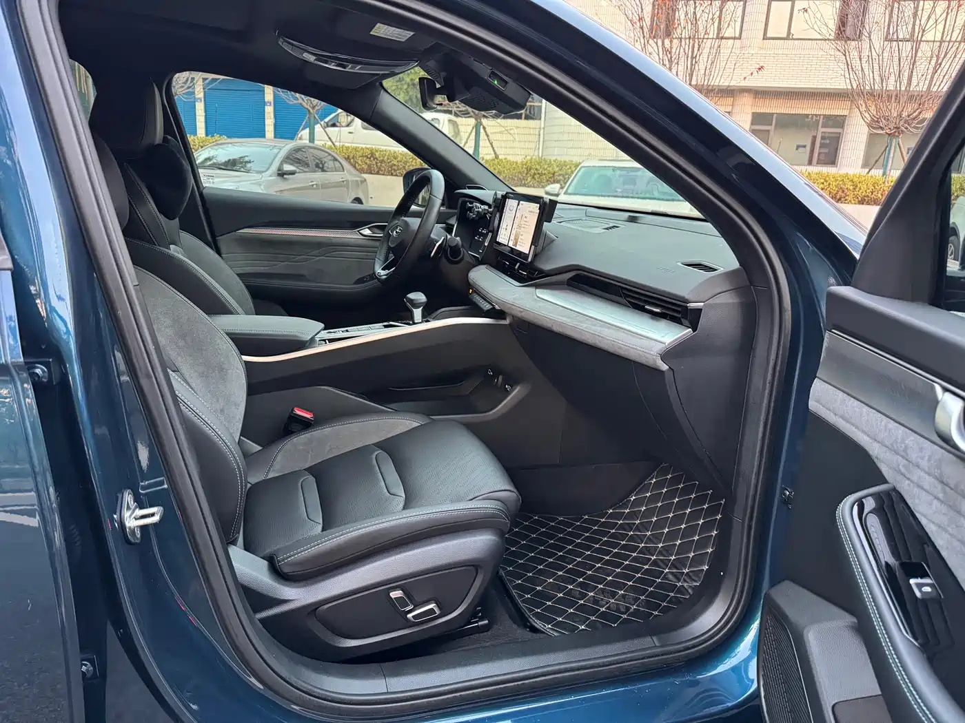 GEELY AUTOMOBILE XINGRUI