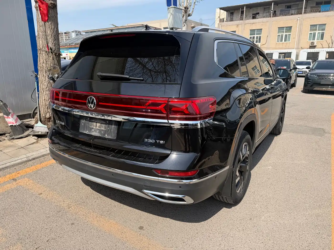 Volkswagen Teramont 2022 330TSI 2WD Premium Luxury фото 4