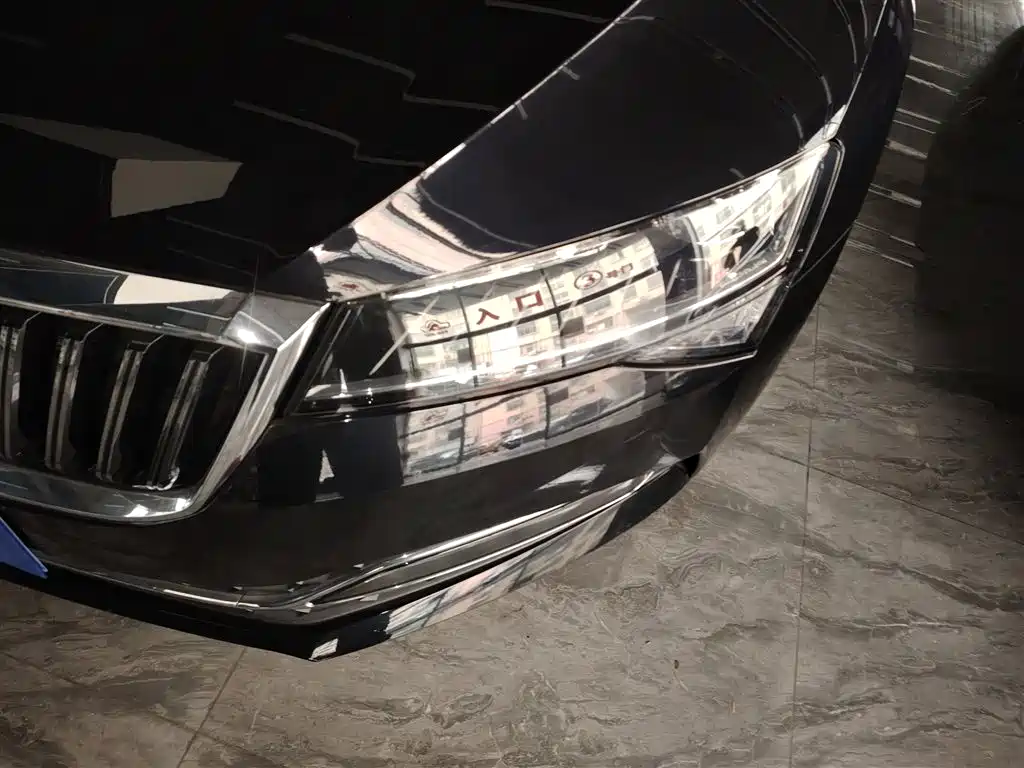 Škoda Superb 2019 Facelift TSI330 DSG Comfort фото 18