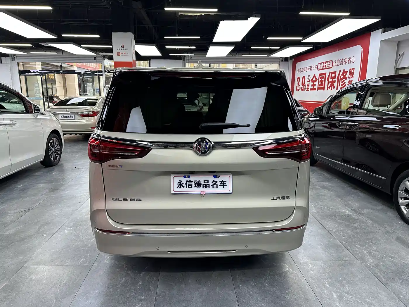Buick GL8 2023 ES Landmaster Exclusive фото 5