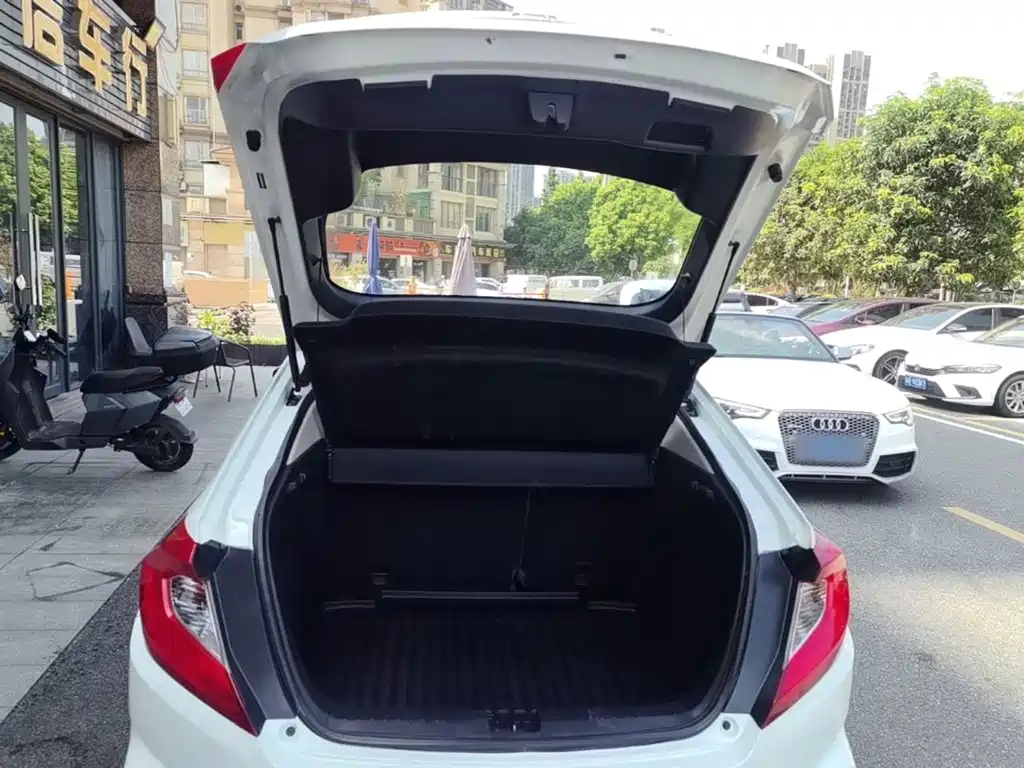 Honda Gienia 2018 2017 1.5L CVT Comfort Edition