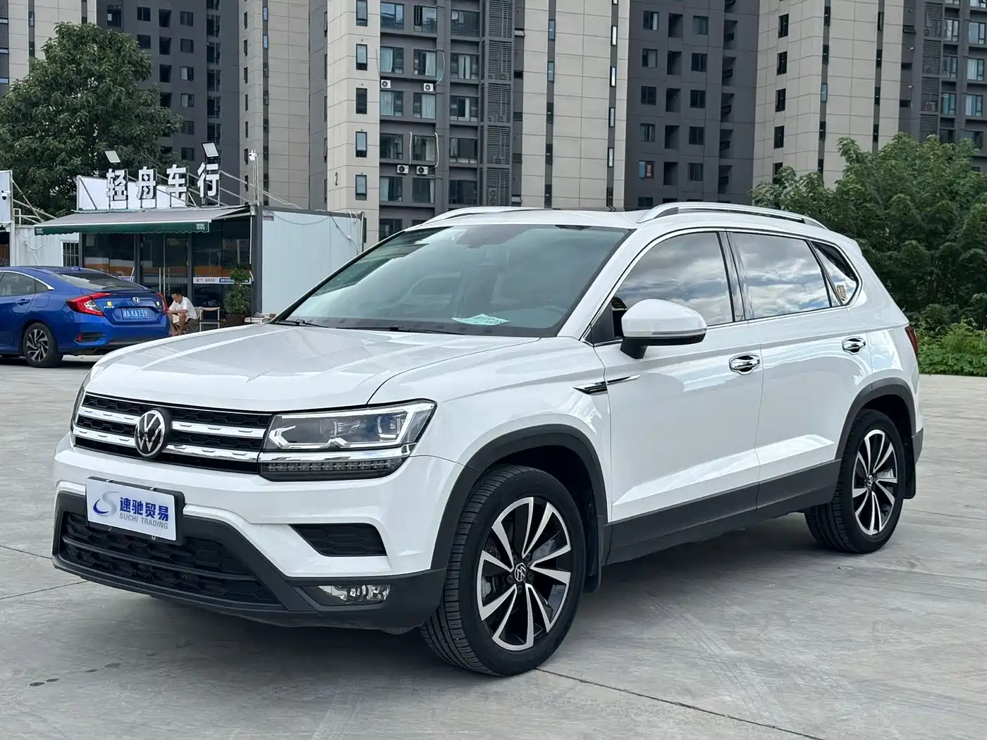 Volkswagen Tharu