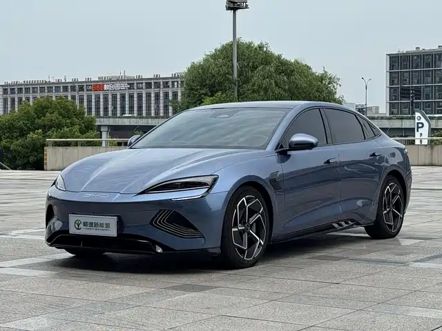 BYD Seal 2022 700km Long Range RWD Edition