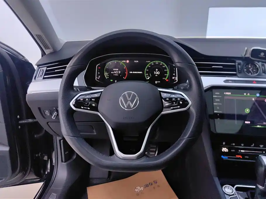 Volkswagen Magotan 2023 Model 2 Million Commemorative Edition 330TSI DSG Luxury фото 15