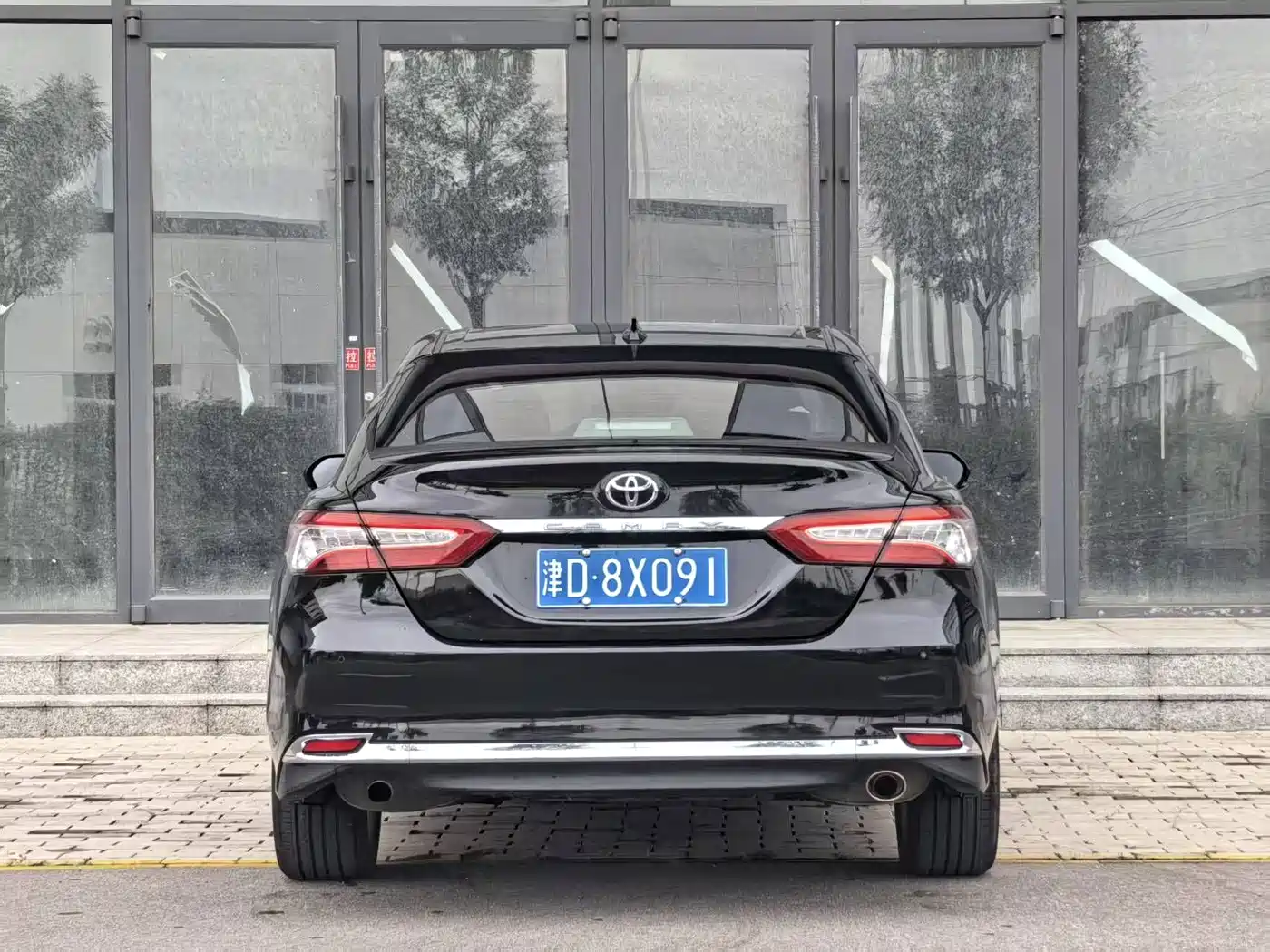 Фото 7 - Toyota Camry