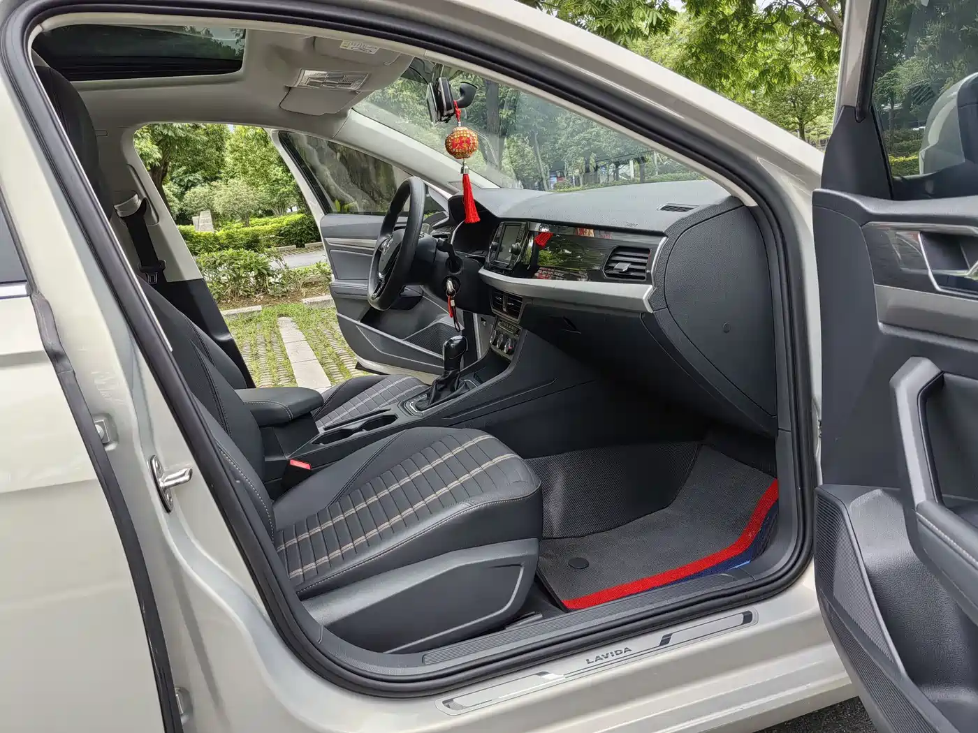 Volkswagen Lavida 2019 280TSI DSG Comfort Edition China VI фото 15