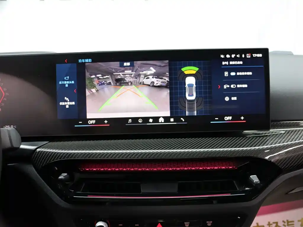 BMW M2 2024 M2 фото 16