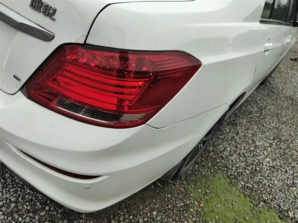 BYD Surui 2015 Facelift 1.5L Manual Luxury фото 8