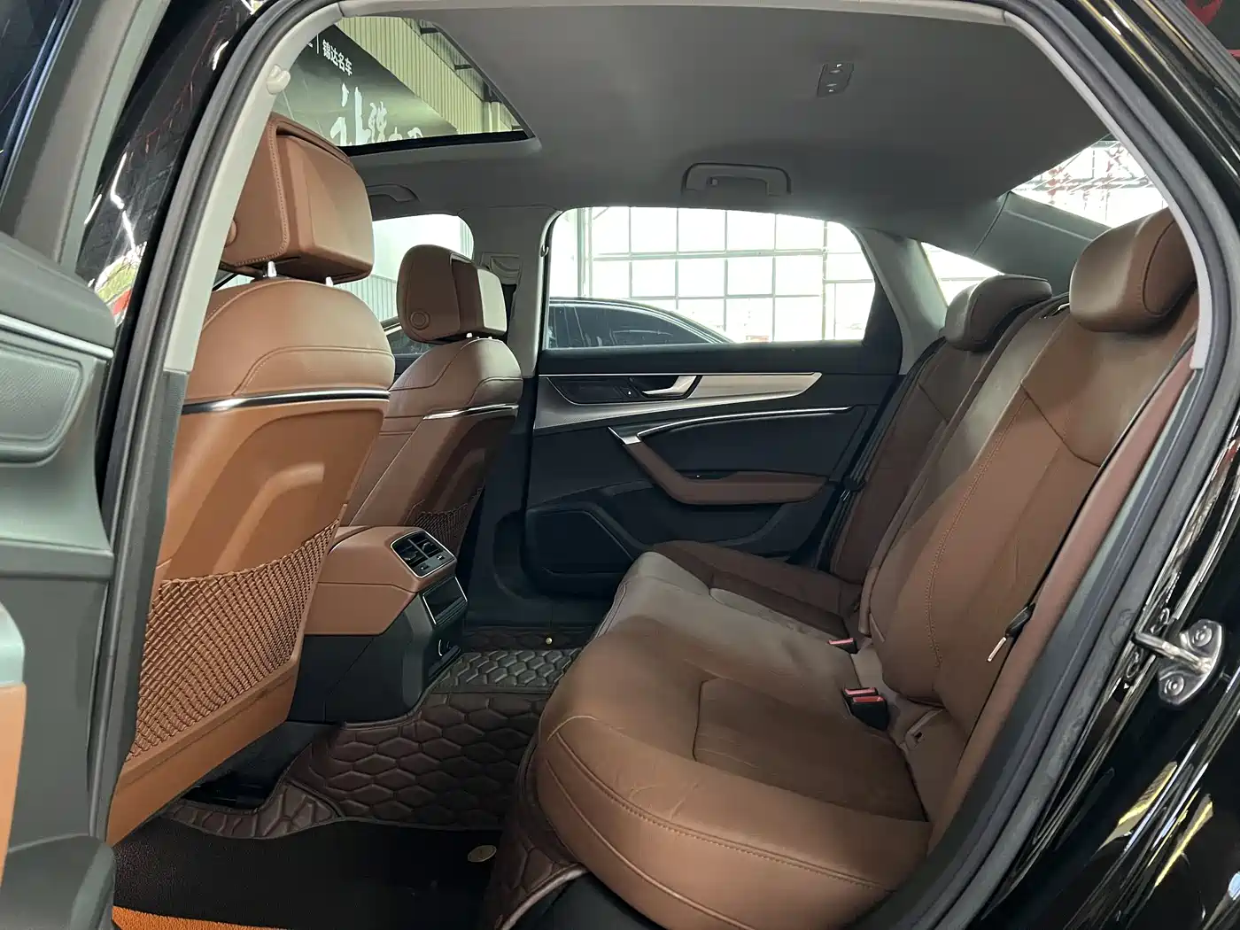 Audi A6L 2019 40 TFSI Luxury Elegance фото 4