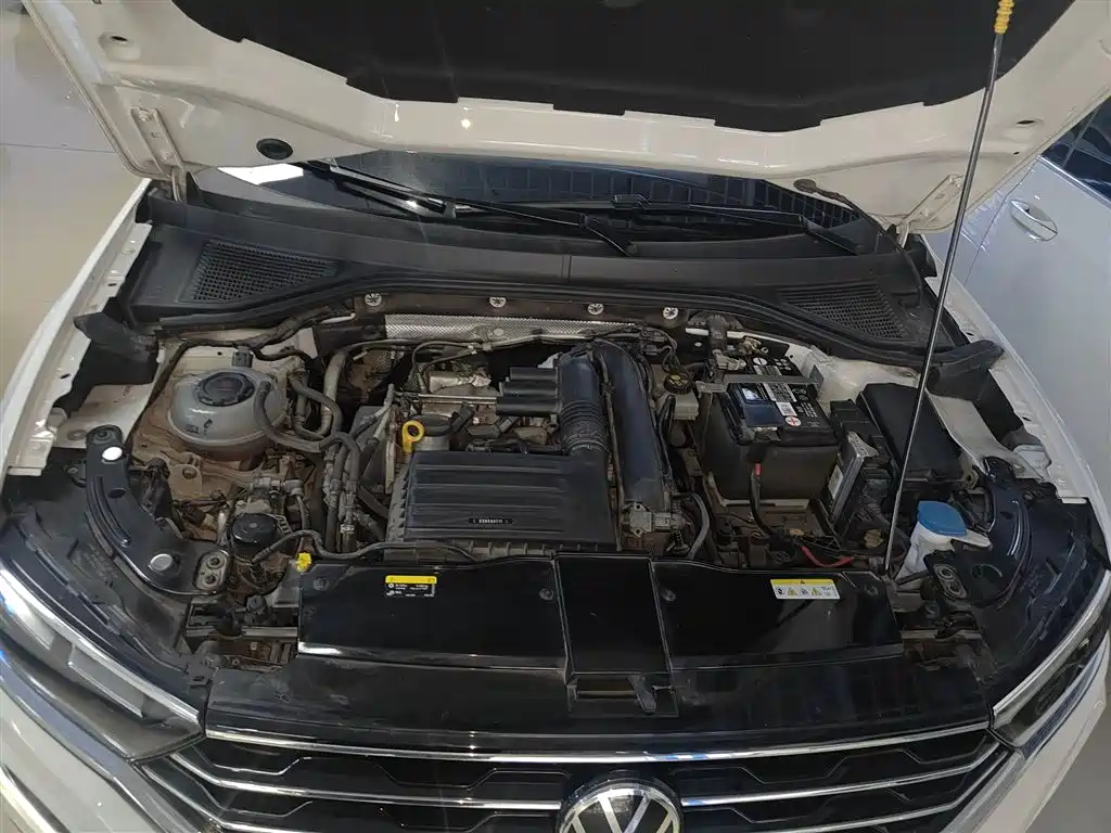 Volkswagen T-ROC 2022 280TSI DSG 2WD Comfort PLUS фото 20