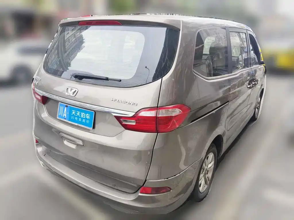 Huasong 7 2016 2015 2.0T Automatic Comfort