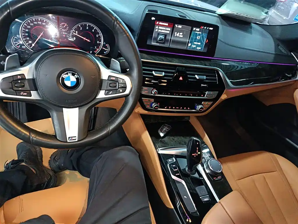 BMW 5 Series 2018 Facelift 530Li Leading M Sport Package фото 10