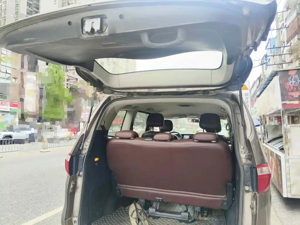 Huasong 7 2016 2015 2.0T Automatic Comfort