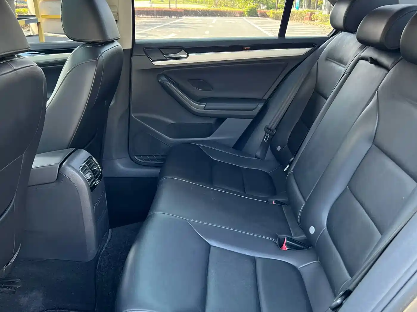 Volkswagen Sagitar 2017 180TSI Automatic Leading фото 9