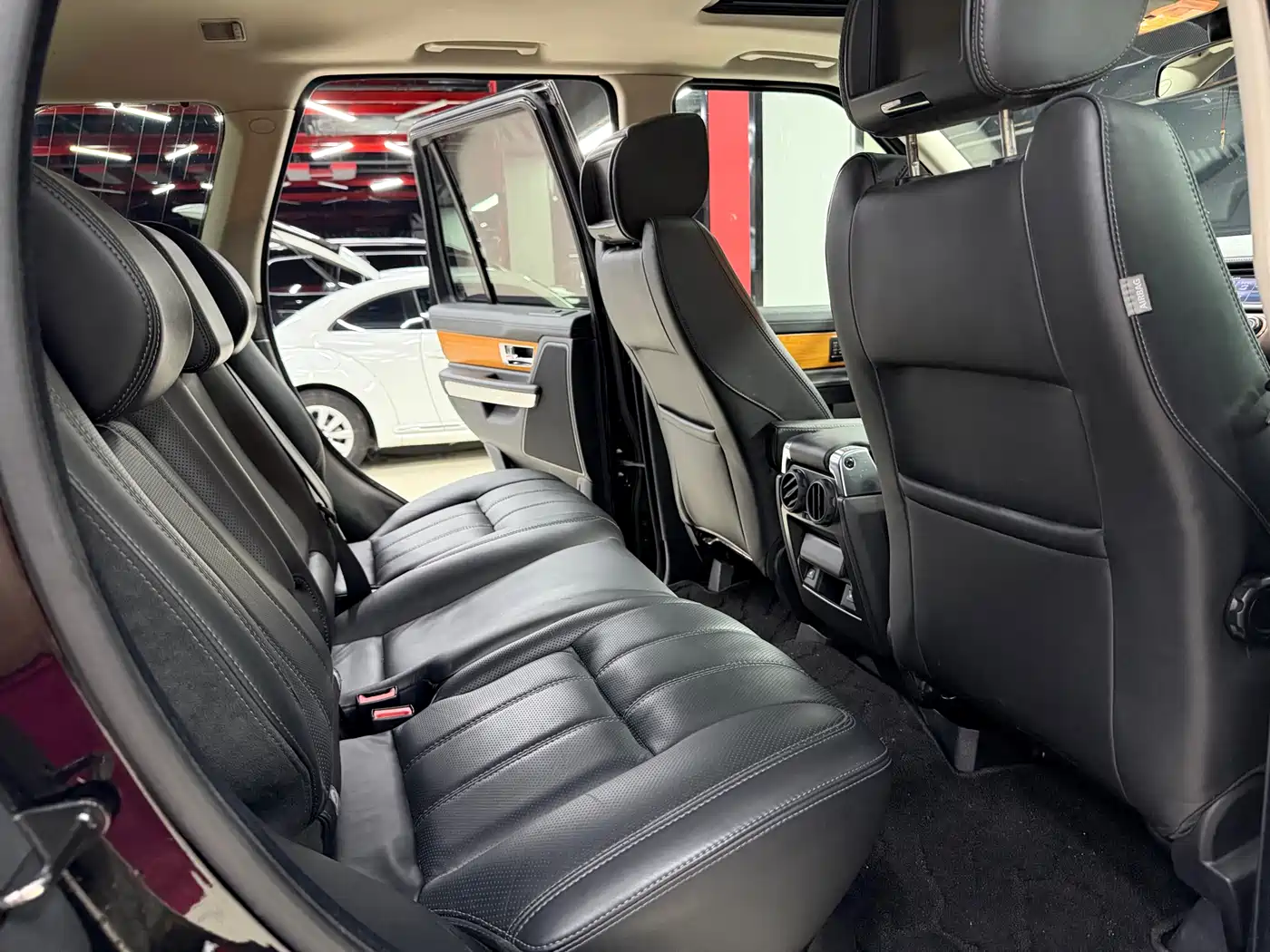 Land Rover Range Rover Sport 2012 5.0 SC V8 Fengshang Genesis Edition фото 11