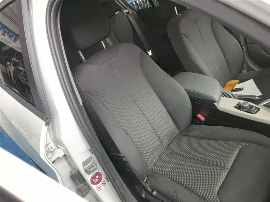 BMW 1 Series (Import) 2013 Facelift 116i Leading Model фото 25