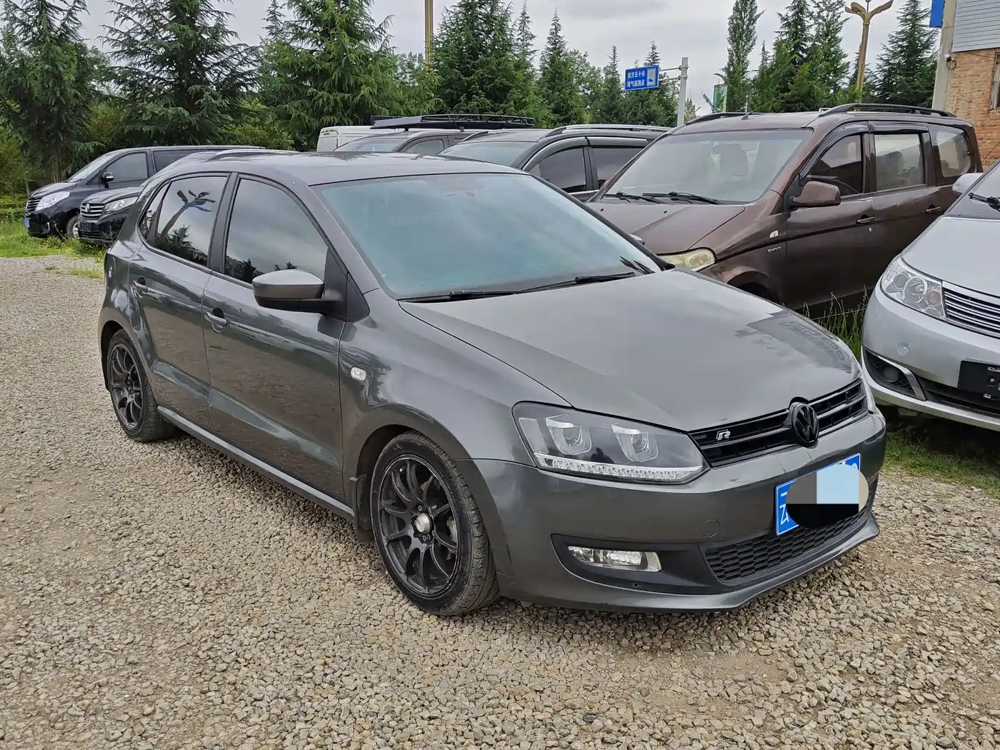 Volkswagen Polo 2013 1.4L Manual Trend Edition фото 2