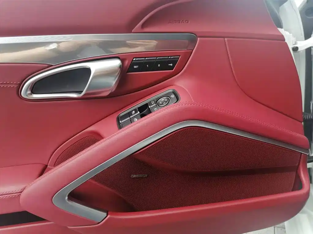 Porsche 718 2022 Cayman 2.0T фото 6