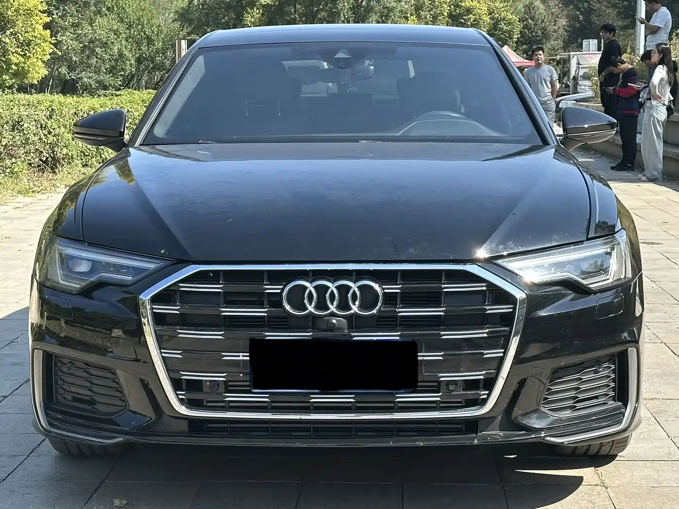 Фото 2 - Audi A6L