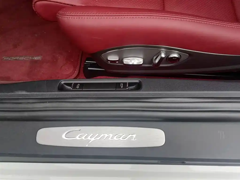 Porsche 718 2022 Cayman 2.0T фото 15