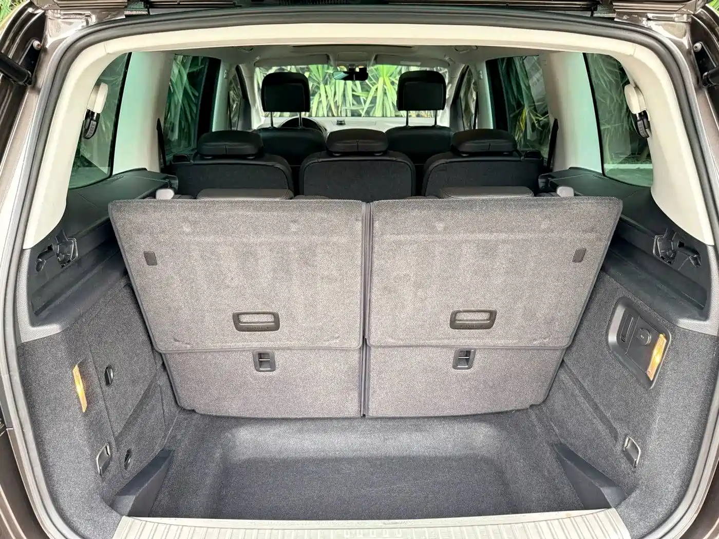 Volkswagen Sharan 2018 2016 380TSI Premium 7-seater