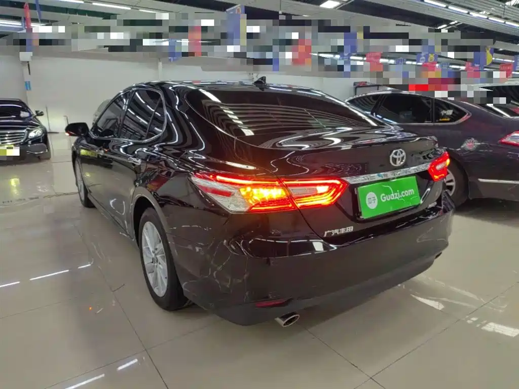 Toyota Camry 2021 2.0G Luxury Edition фото 5