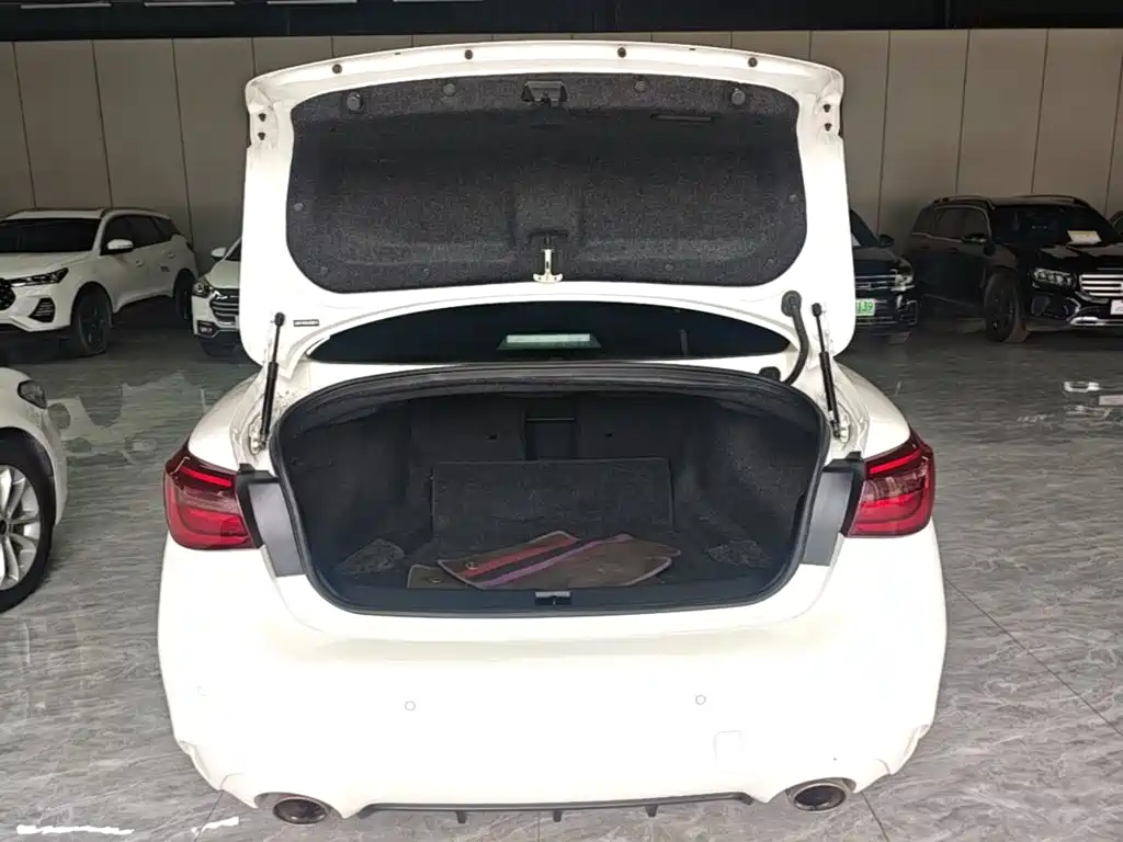 Infiniti Q50L 2021 2018 2.0T Leisure Edition (China VI)