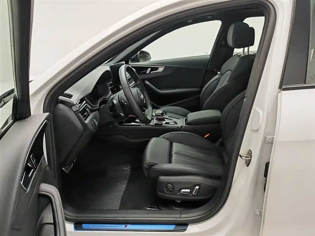Audi A4L 2024 40 TFSI Luxury Dynamic фото 10