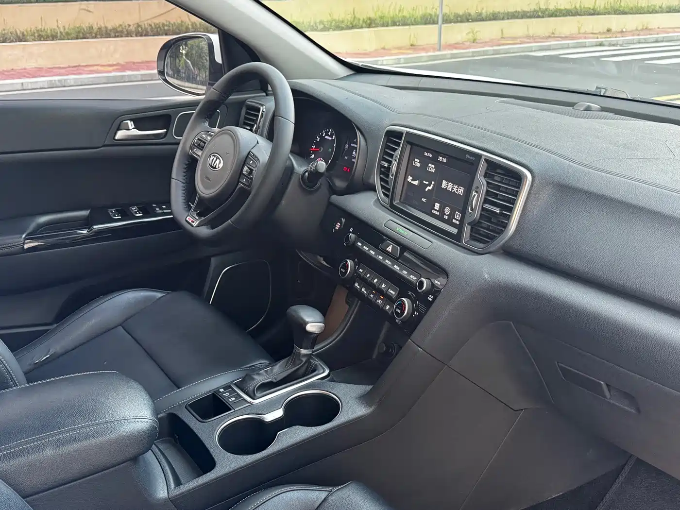 Kia KX5 2016 Model 1.6T Automatic 2WD DLX фото 12