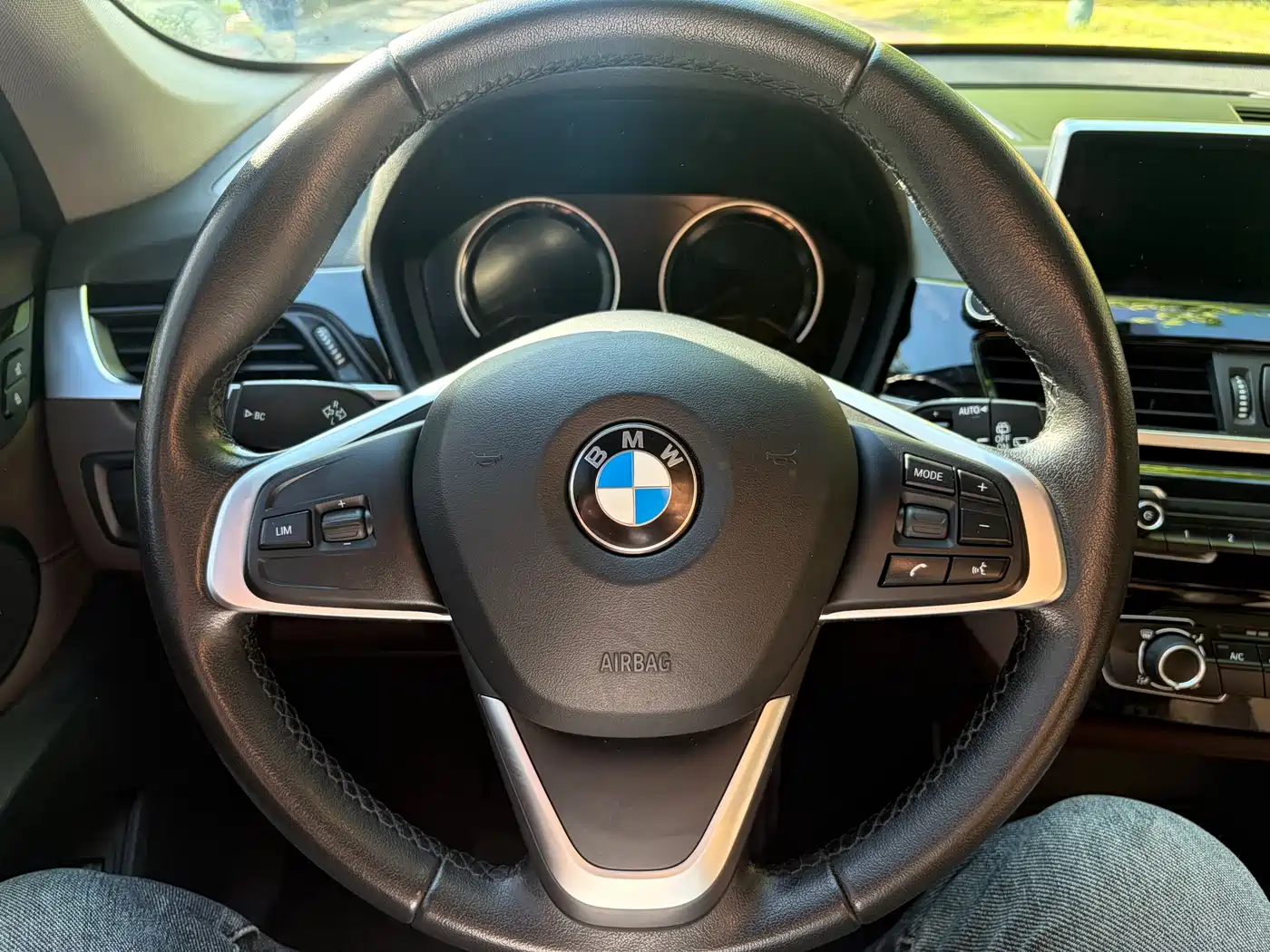 BMW X1 2020 sDrive20Li Fashion Model фото 15