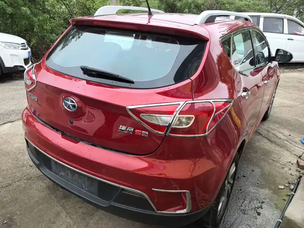 Фото 7 - JAC Refine S2
